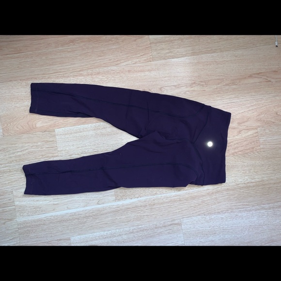 Lululemon size 4 - Picture 2 of 7